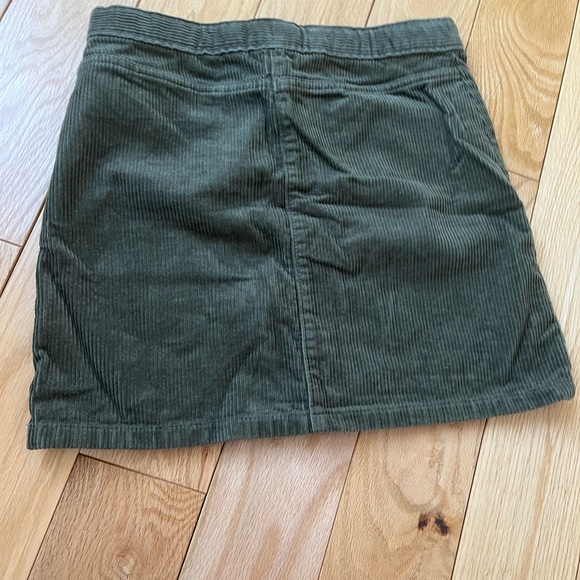 Green corduroy skirt size 12 - Picture 6 of 6